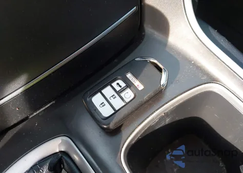 2018 Honda Accord Touring z USA, uszkodzony, nr VIN 1HGCV1F96JA007316